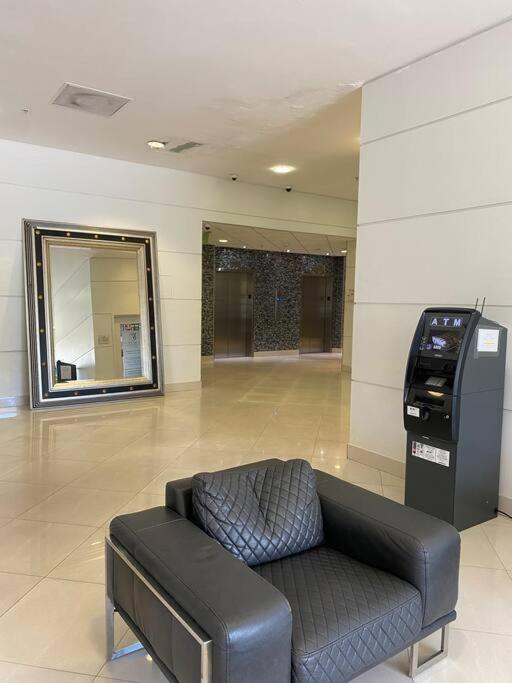 Sunny Isles Beach Spacious Apartment Zewnętrze zdjęcie